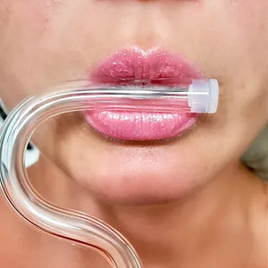 Lipzi - a better straw for your lips.