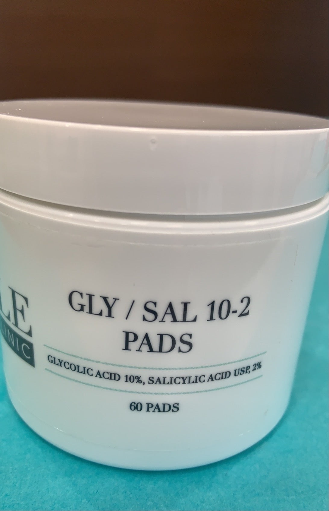 Cole Facial Clinic's ACNE PADS  GLY / SAL 10-2 Pads